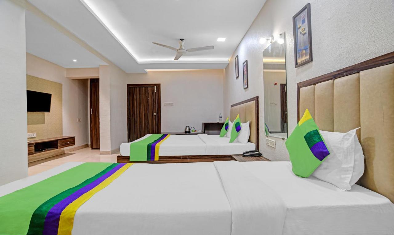 Treebo Trend Royal Galaxy Park Hotel Индор Екстериор снимка