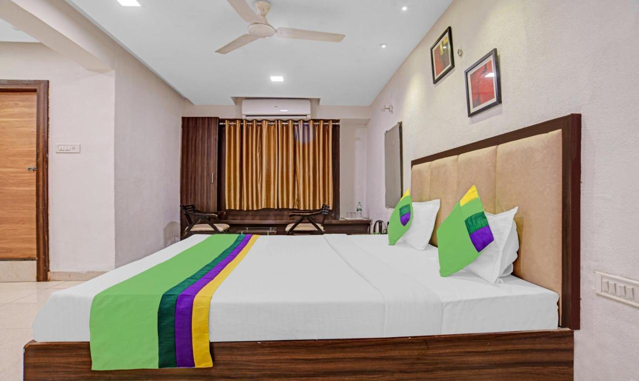 Treebo Trend Royal Galaxy Park Hotel Индор Екстериор снимка